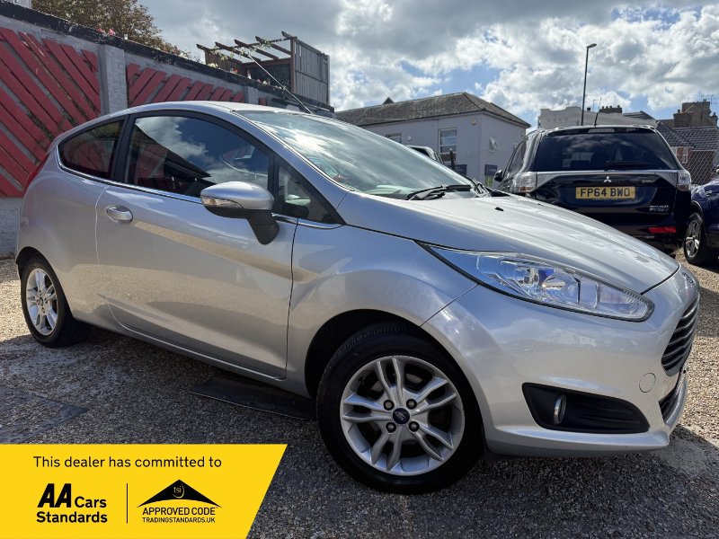 2015 Ford Fiesta 1.25 Zetec Hatchback 3dr Petrol Manual Euro 5 82 ps