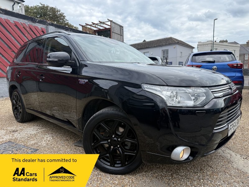 2014 Mitsubishi Outlander 2.0h 12kWh GX4hs SUV 5dr Petrol Plug-in Hybrid CVT 4WD Euro 5 s/s 200 ps